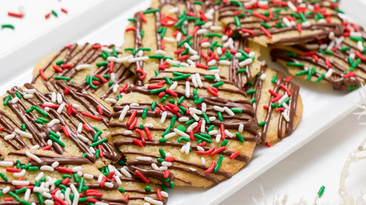 Bits N Things Red, White & Green Christmas Sprinkles | Holiday Blend | Topping & Decoration | 5 lb. Bulk Container